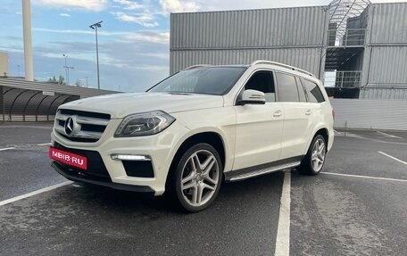 Mercedes-Benz GL-Класс, 2013 год, 3 848 000 рублей, 4 фотография