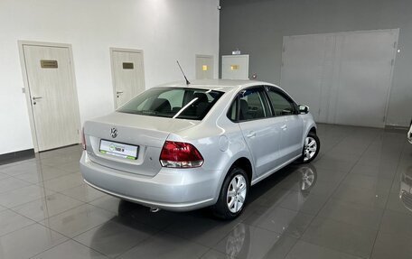 Volkswagen Polo VI (EU Market), 2011 год, 895 000 рублей, 2 фотография