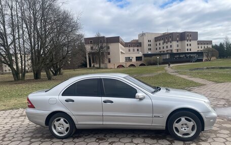 Mercedes-Benz C-Класс, 2002 год, 530 000 рублей, 6 фотография