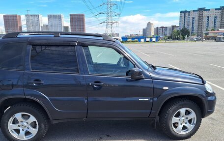 Chevrolet Niva I рестайлинг, 2015 год, 649 000 рублей, 3 фотография