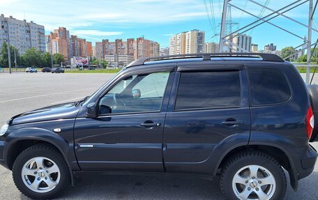 Chevrolet Niva I рестайлинг, 2015 год, 649 000 рублей, 7 фотография