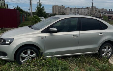 Volkswagen Polo VI (EU Market), 2011 год, 750 000 рублей, 4 фотография