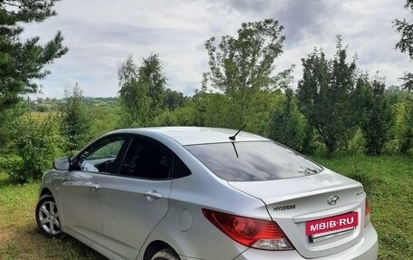 Hyundai Solaris II рестайлинг, 2012 год, 970 000 рублей, 6 фотография