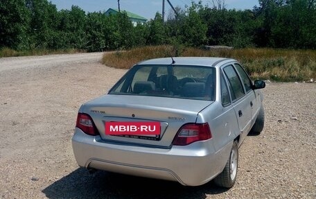 Daewoo Nexia I рестайлинг, 2011 год, 315 000 рублей, 5 фотография