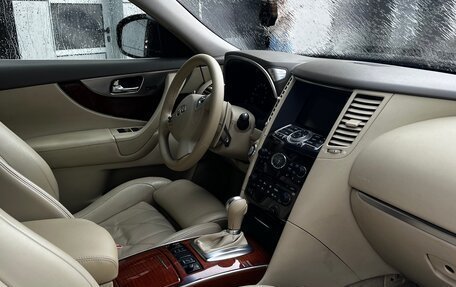 Infiniti FX II, 2008 год, 1 780 000 рублей, 14 фотография