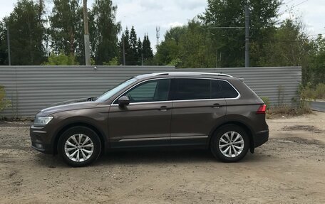 Volkswagen Tiguan II, 2018 год, 2 700 000 рублей, 4 фотография