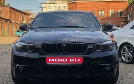 BMW 3 серия, 2011 год, 1 380 000 рублей, 2 фотография