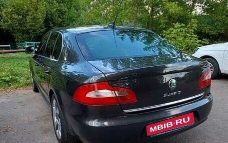 Skoda Superb III рестайлинг, 2008 год, 900 000 рублей, 3 фотография