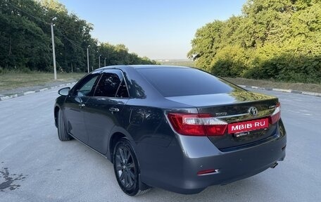 Toyota Camry, 2013 год, 1 780 000 рублей, 6 фотография