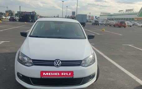 Volkswagen Polo VI (EU Market), 2014 год, 1 090 000 рублей, 2 фотография