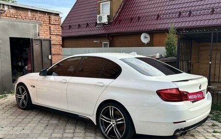 BMW 5 серия, 2011 год, 1 950 000 рублей, 11 фотография