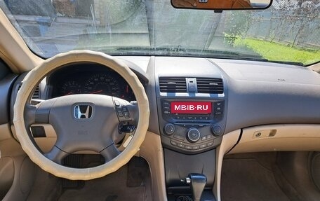 Honda Accord VII рестайлинг, 2005 год, 697 000 рублей, 7 фотография