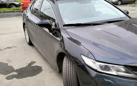 Toyota Camry, 2018 год, 2 300 000 рублей, 3 фотография