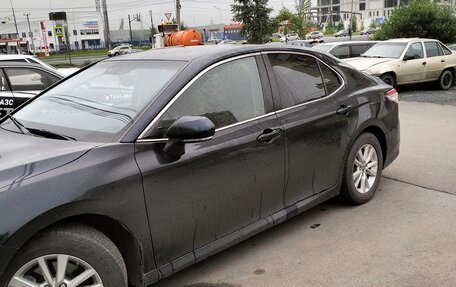 Toyota Camry, 2018 год, 2 300 000 рублей, 5 фотография