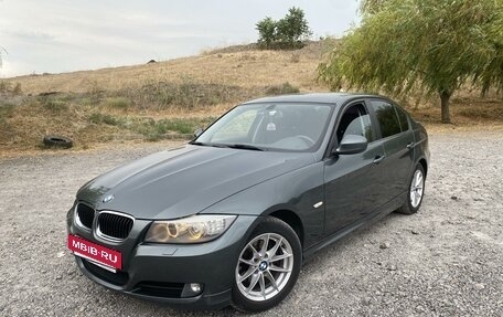 BMW 3 серия, 2011 год, 1 400 000 рублей, 2 фотография