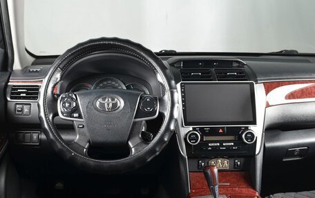 Toyota Camry, 2014 год, 1 960 995 рублей, 9 фотография