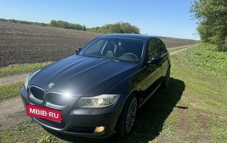 BMW 3 серия, 2010 год, 1 030 000 рублей, 2 фотография