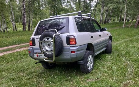 Toyota RAV4, 1996 год, 600 000 рублей, 3 фотография