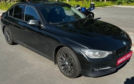 BMW 3 серия, 2011 год, 1 850 000 рублей, 3 фотография