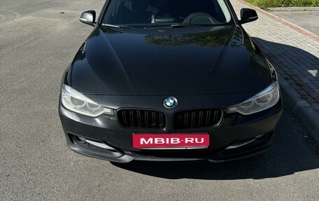 BMW 3 серия, 2011 год, 1 850 000 рублей, 2 фотография