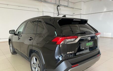 Toyota RAV4, 2021 год, 3 799 000 рублей, 6 фотография