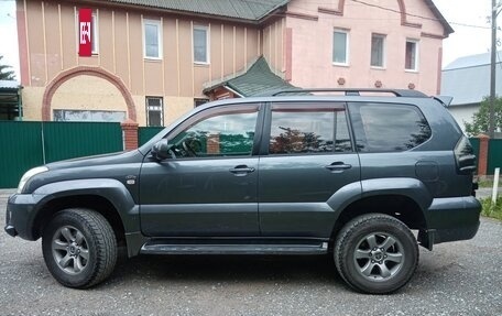 Toyota Land Cruiser Prado 120 рестайлинг, 2003 год, 1 850 000 рублей, 3 фотография