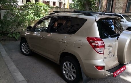 Toyota RAV4, 2010 год, 1 700 000 рублей, 8 фотография