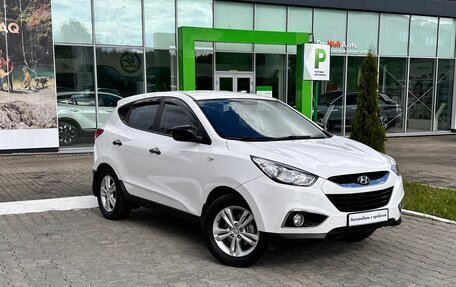 Hyundai ix35 I рестайлинг, 2013 год, 1 240 000 рублей, 3 фотография