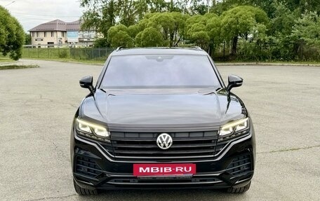 Volkswagen Touareg III, 2019 год, 6 499 000 рублей, 2 фотография