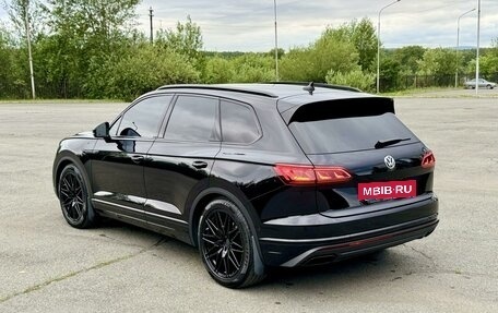 Volkswagen Touareg III, 2019 год, 6 499 000 рублей, 5 фотография