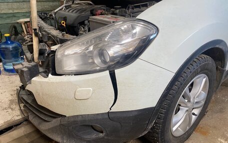 Nissan Qashqai, 2010 год, 750 000 рублей, 4 фотография