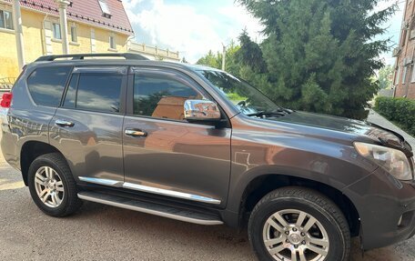 Toyota Land Cruiser Prado 150 рестайлинг 2, 2010 год, 3 000 000 рублей, 4 фотография