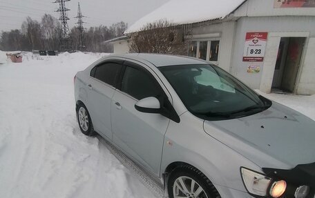 Chevrolet Aveo III, 2013 год, 940 000 рублей, 2 фотография