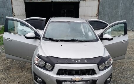 Chevrolet Aveo III, 2013 год, 940 000 рублей, 3 фотография