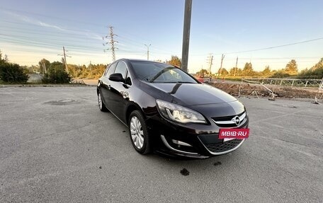 Opel Astra J, 2014 год, 1 100 000 рублей, 2 фотография