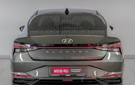 Hyundai Elantra, 2020 год, 2 350 000 рублей, 6 фотография