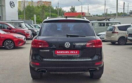 Volkswagen Touareg III, 2011 год, 2 250 000 рублей, 4 фотография