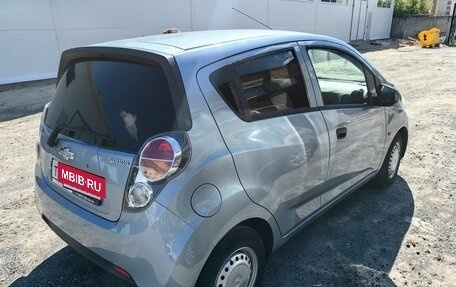 Chevrolet Spark III, 2011 год, 600 000 рублей, 3 фотография