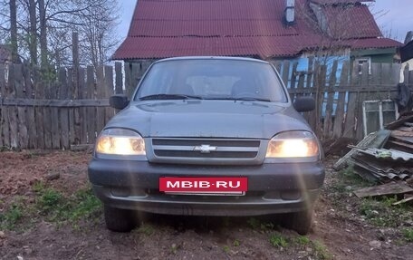 Chevrolet Niva I рестайлинг, 2006 год, 250 000 рублей, 2 фотография