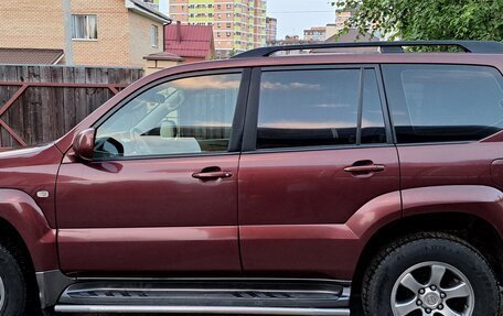 Toyota Land Cruiser Prado 120 рестайлинг, 2008 год, 3 300 000 рублей, 6 фотография