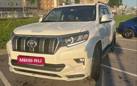 Toyota Land Cruiser Prado 150 рестайлинг 2, 2018 год, 5 500 000 рублей, 2 фотография