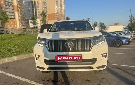 Toyota Land Cruiser Prado 150 рестайлинг 2, 2018 год, 5 500 000 рублей, 3 фотография