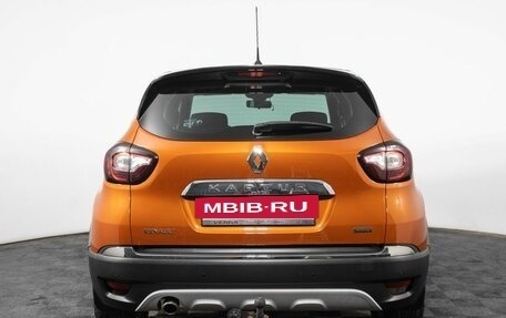 Renault Kaptur I рестайлинг, 2018 год, 1 700 000 рублей, 6 фотография