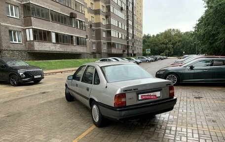 Opel Vectra A, 1989 год, 120 000 рублей, 3 фотография