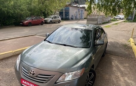 Toyota Camry, 2007 год, 889 000 рублей, 3 фотография