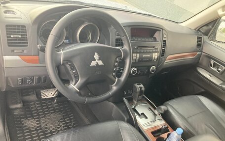 Mitsubishi Pajero IV, 2008 год, 2 100 000 рублей, 4 фотография