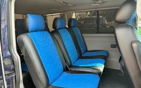 Volkswagen Caravelle T5, 2012 год, 1 650 000 рублей, 6 фотография