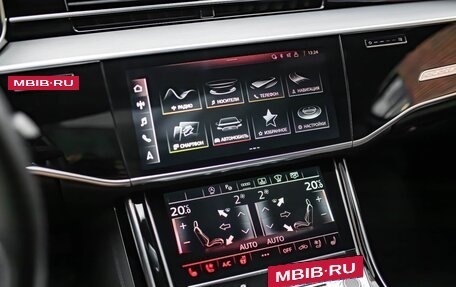 Audi A8, 2020 год, 8 999 999 рублей, 14 фотография