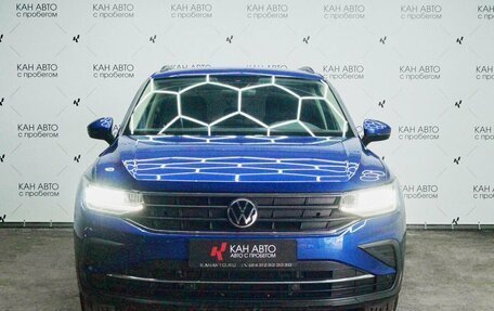 Volkswagen Tiguan II, 2021 год, 2 913 526 рублей, 2 фотография