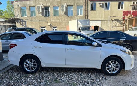 Toyota Corolla, 2014 год, 990 000 рублей, 2 фотография